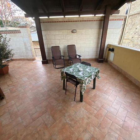 B&B Al Porto Novo ビシェーリエ エクステリア 写真