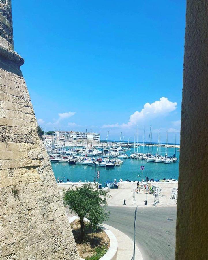 B&B Al Porto Novo ビシェーリエ エクステリア 写真