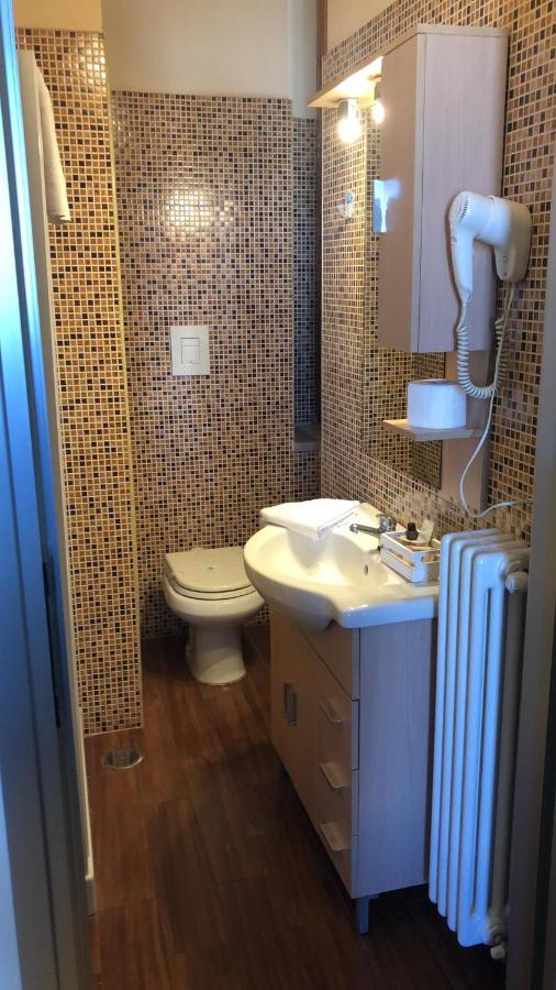 B&B Al Porto Novo ビシェーリエ エクステリア 写真